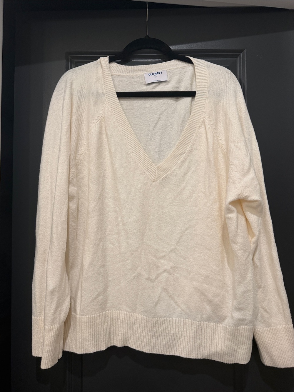Old Navy Ivory V-Neck Women's Sweater